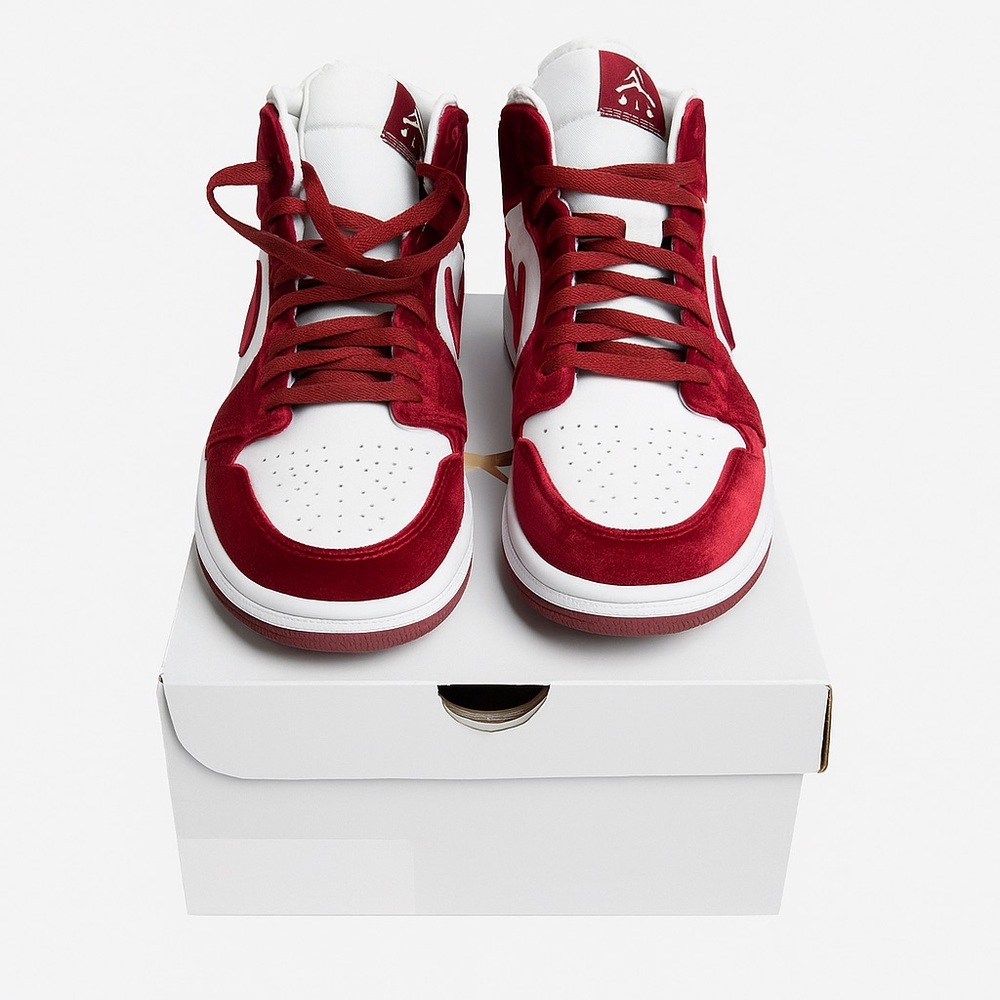 Jordan 1 Mid SE (Red Velvet) Women’s 9